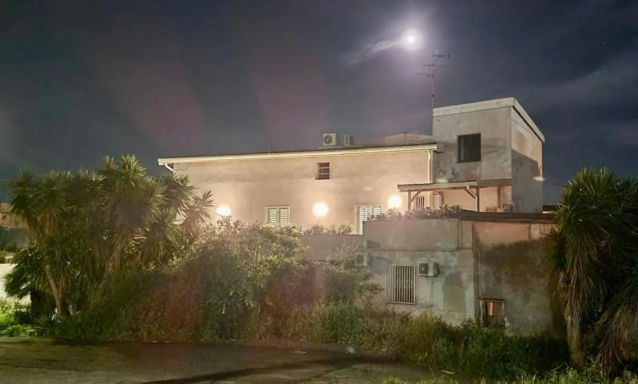 Hotel A Casa Nostra Aeroporto di Catania Fontana Rossa 0*,